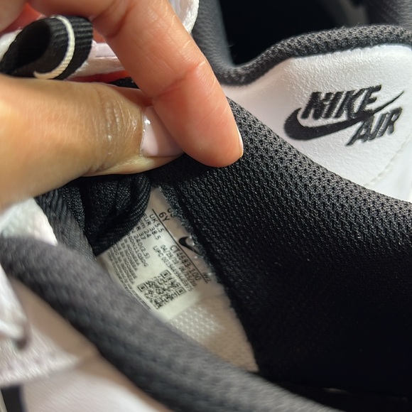 Nike Airforce 1 LV8 KSA Youth 6Y Black and White - Picture 5 of 5